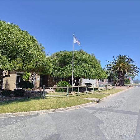 Puza Moya Guest House Langebaan Exterior photo